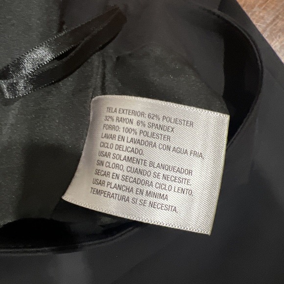 Worthington Skirt Women’s Size 10 Black Zipper Back‎ Rivet Core Metal - Picture 10 of 13